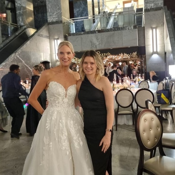 ⭐️ One Shoulder Ruched Split Thigh Dress ⭐️ - Picture 4 of 4